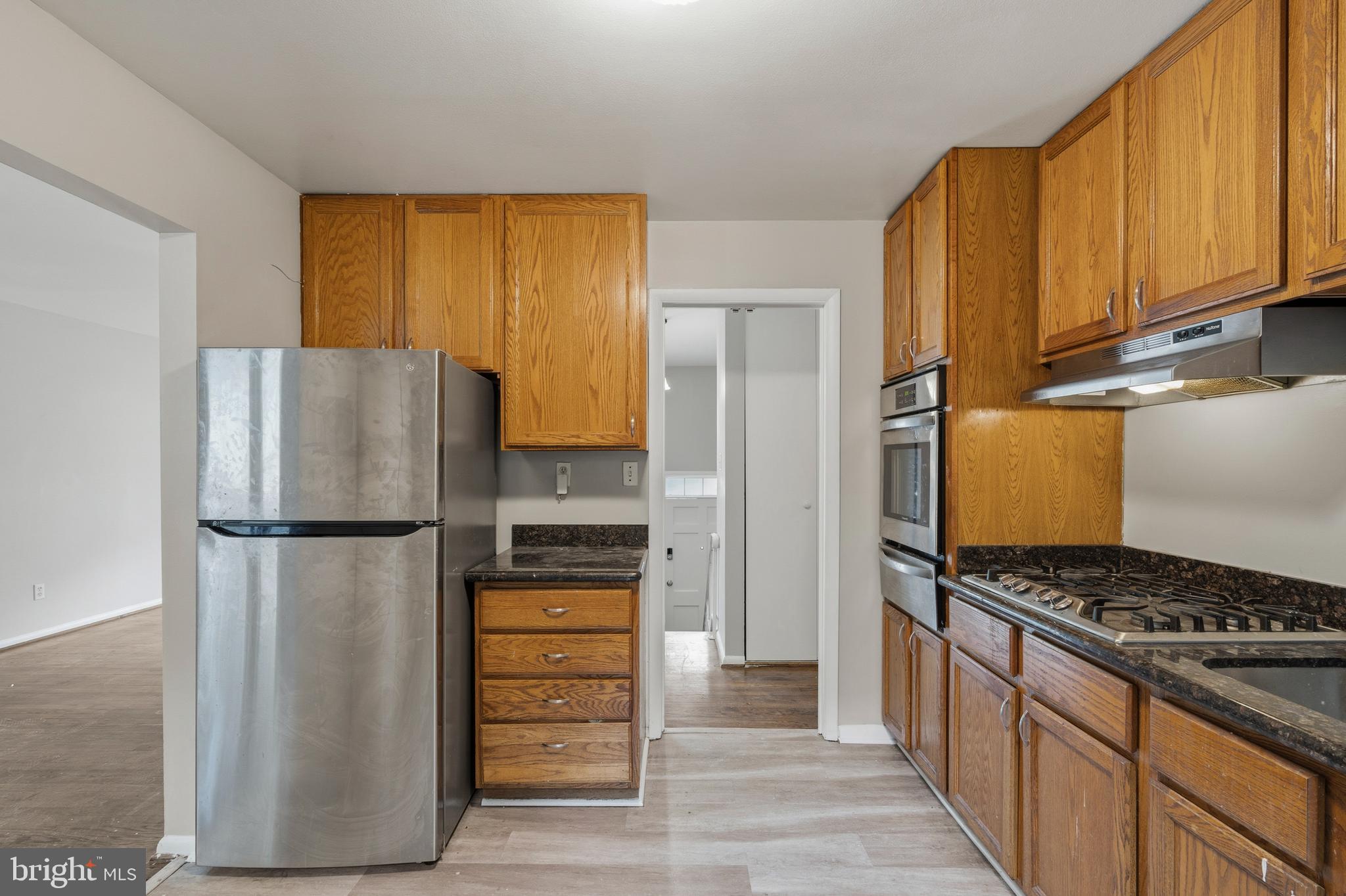 SURRATTS GARDENS - Residential
