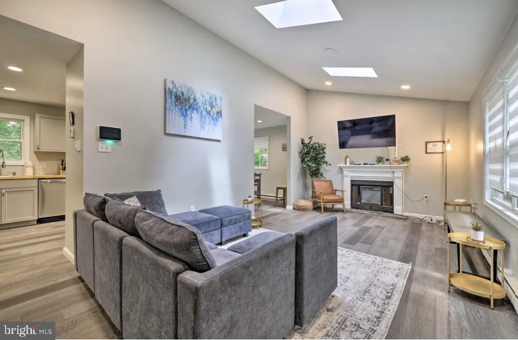 POCONO COUNTRY PLACE - Residential