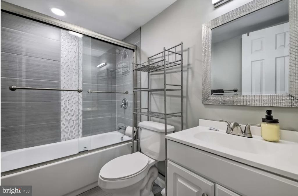 POCONO COUNTRY PLACE - Residential
