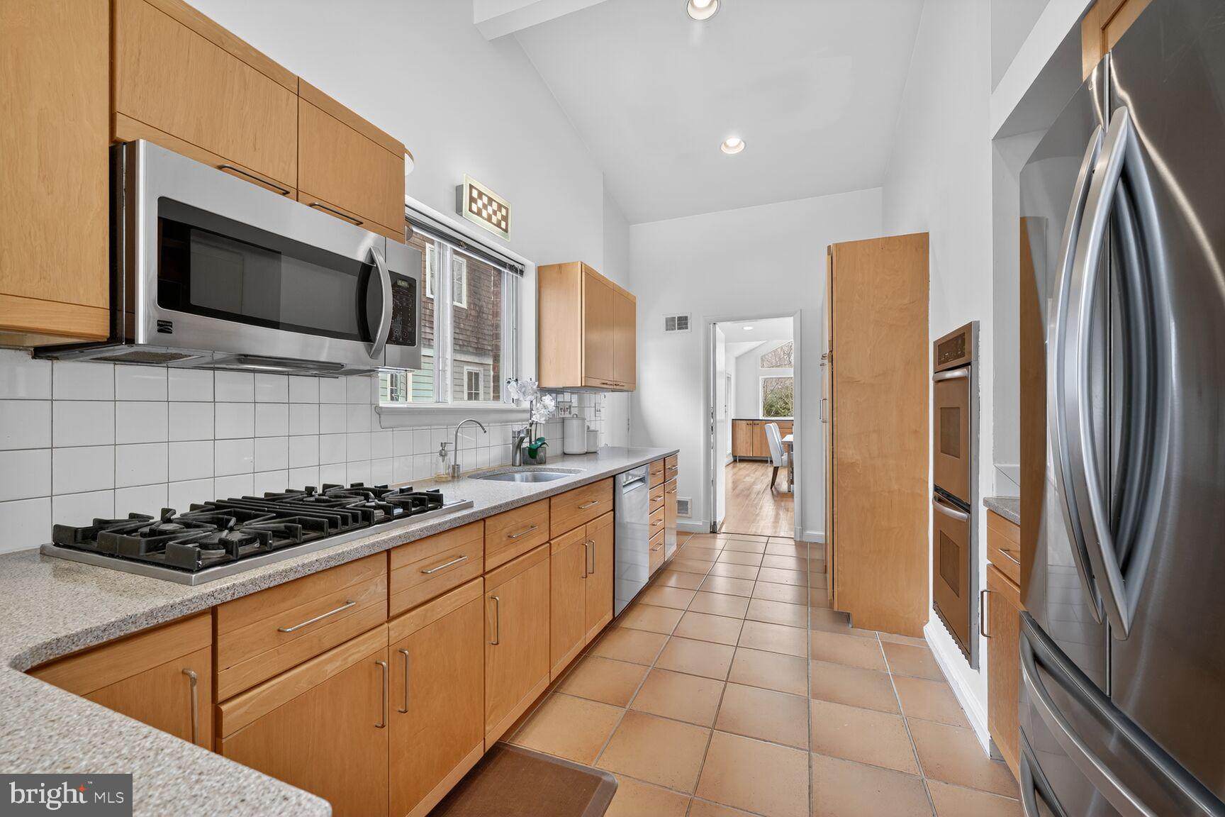 GLEN ECHO HEIGHTS - Residential