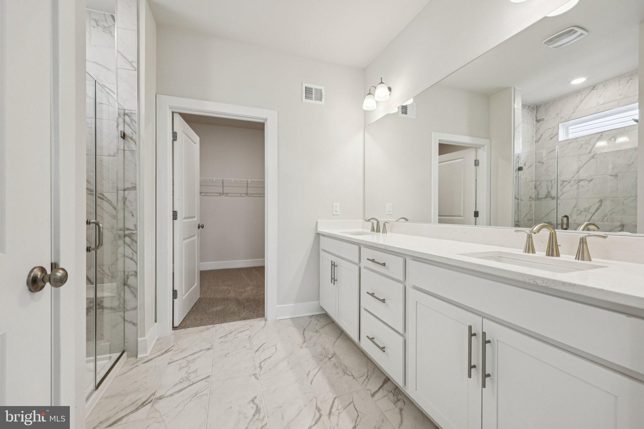 WILLOW RUN - Residential