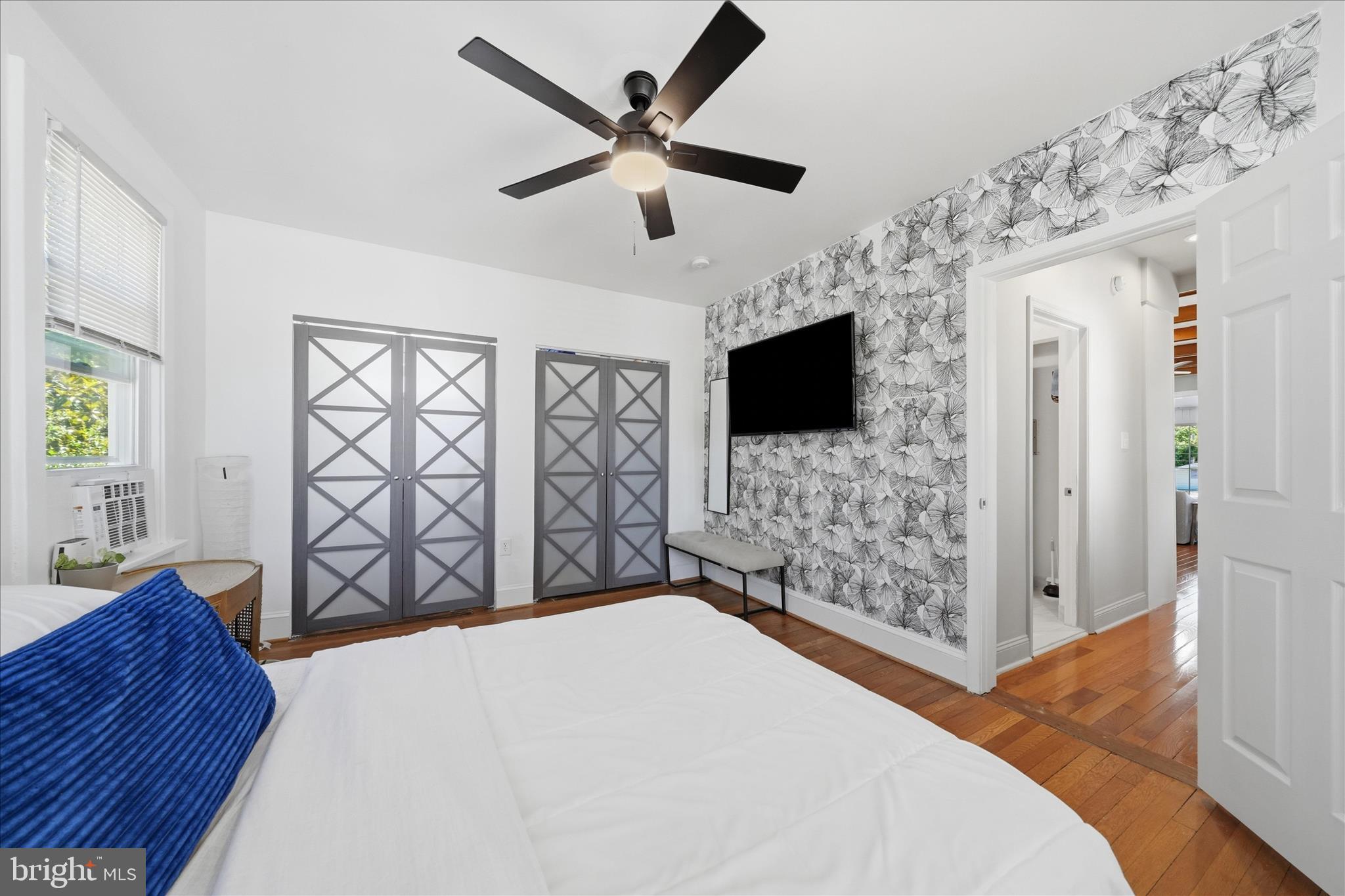 HILL CREST - Residential Income