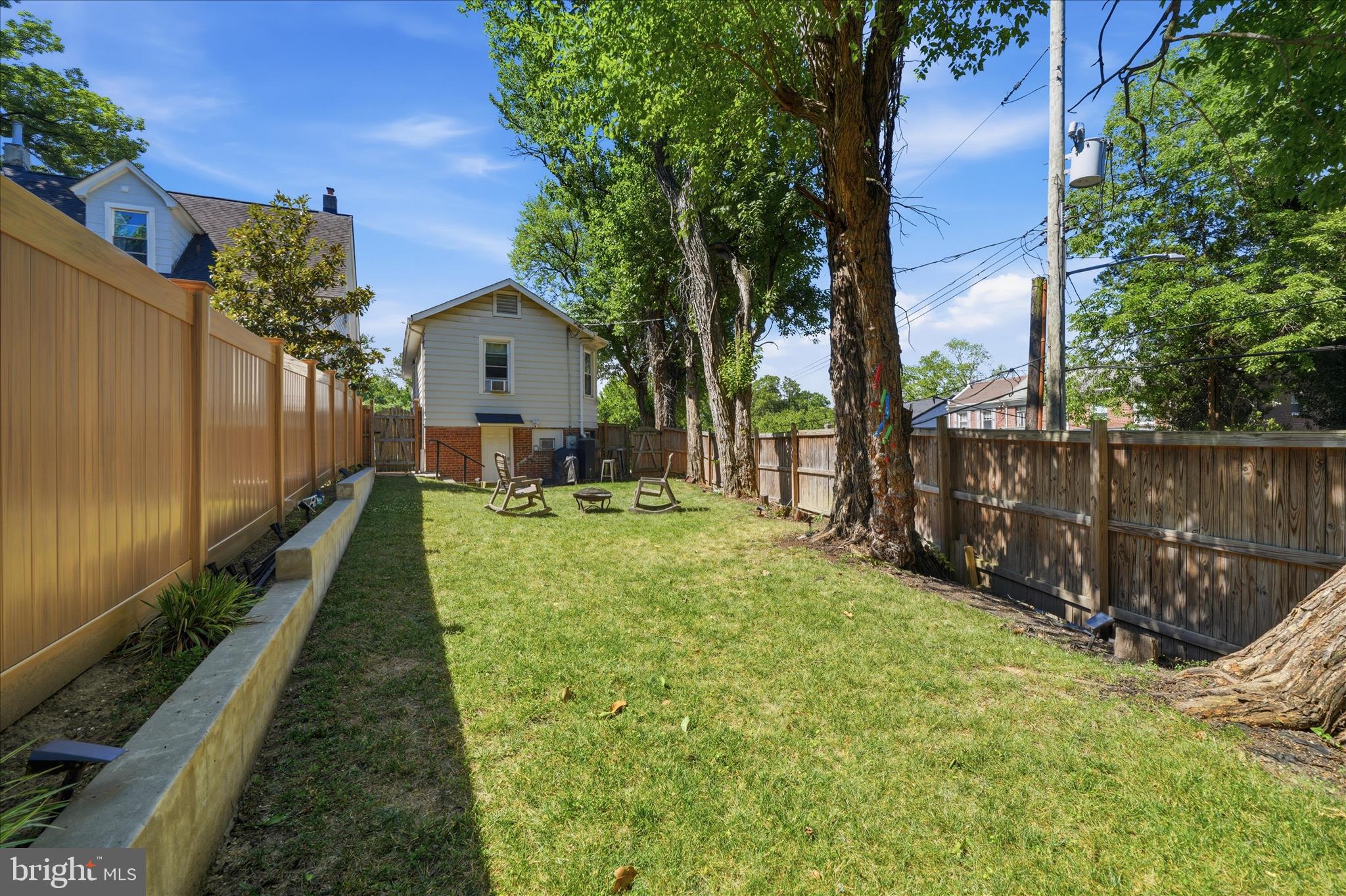 HILL CREST - Residential Income
