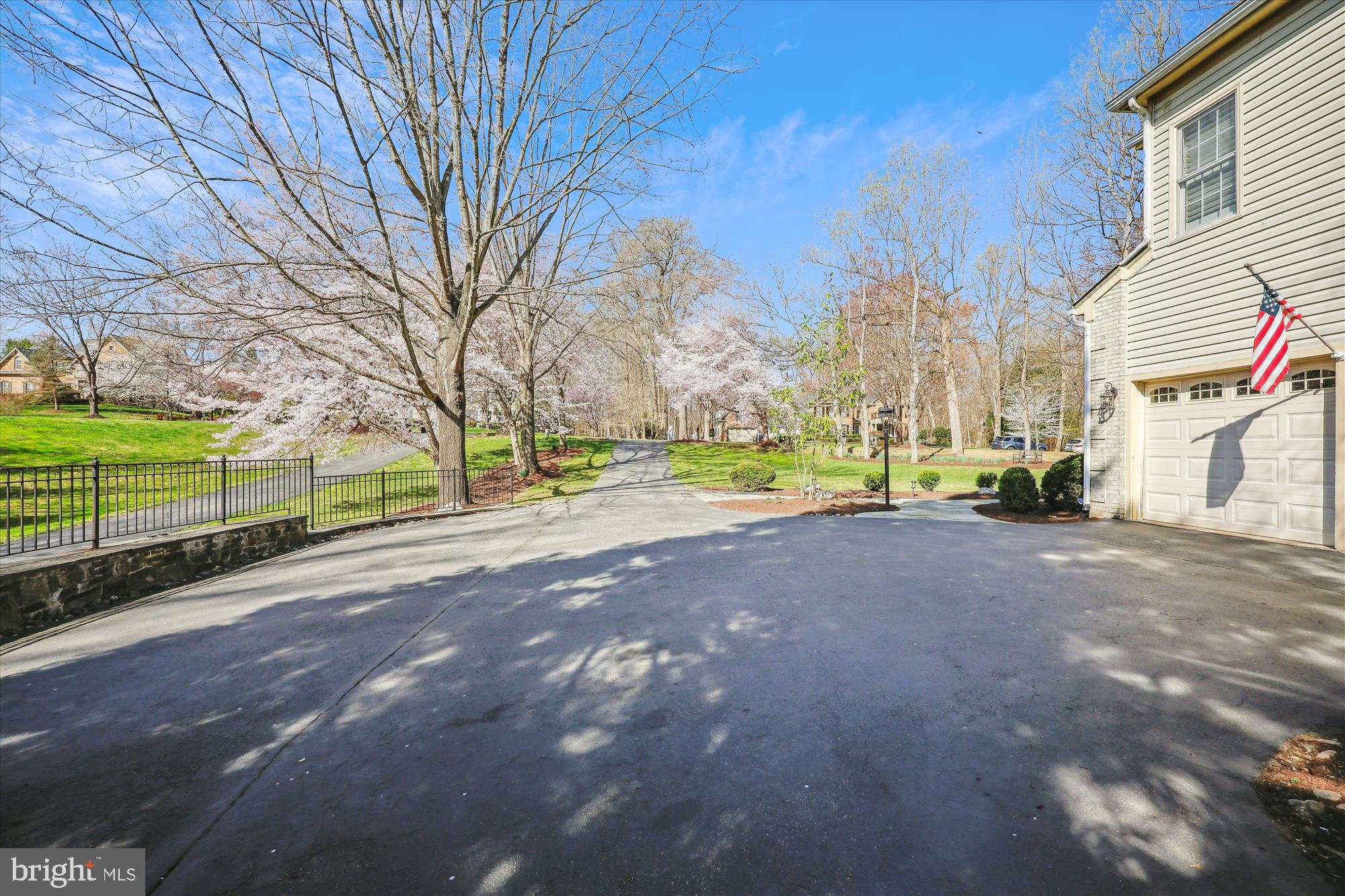 ABRAMS - Residential