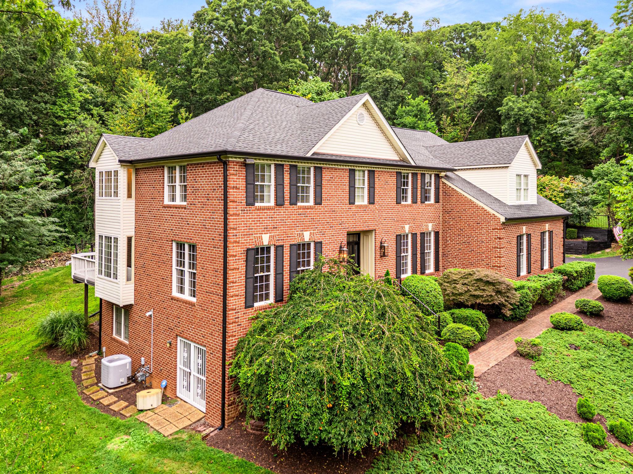 WATERLOO NORTH - Residential