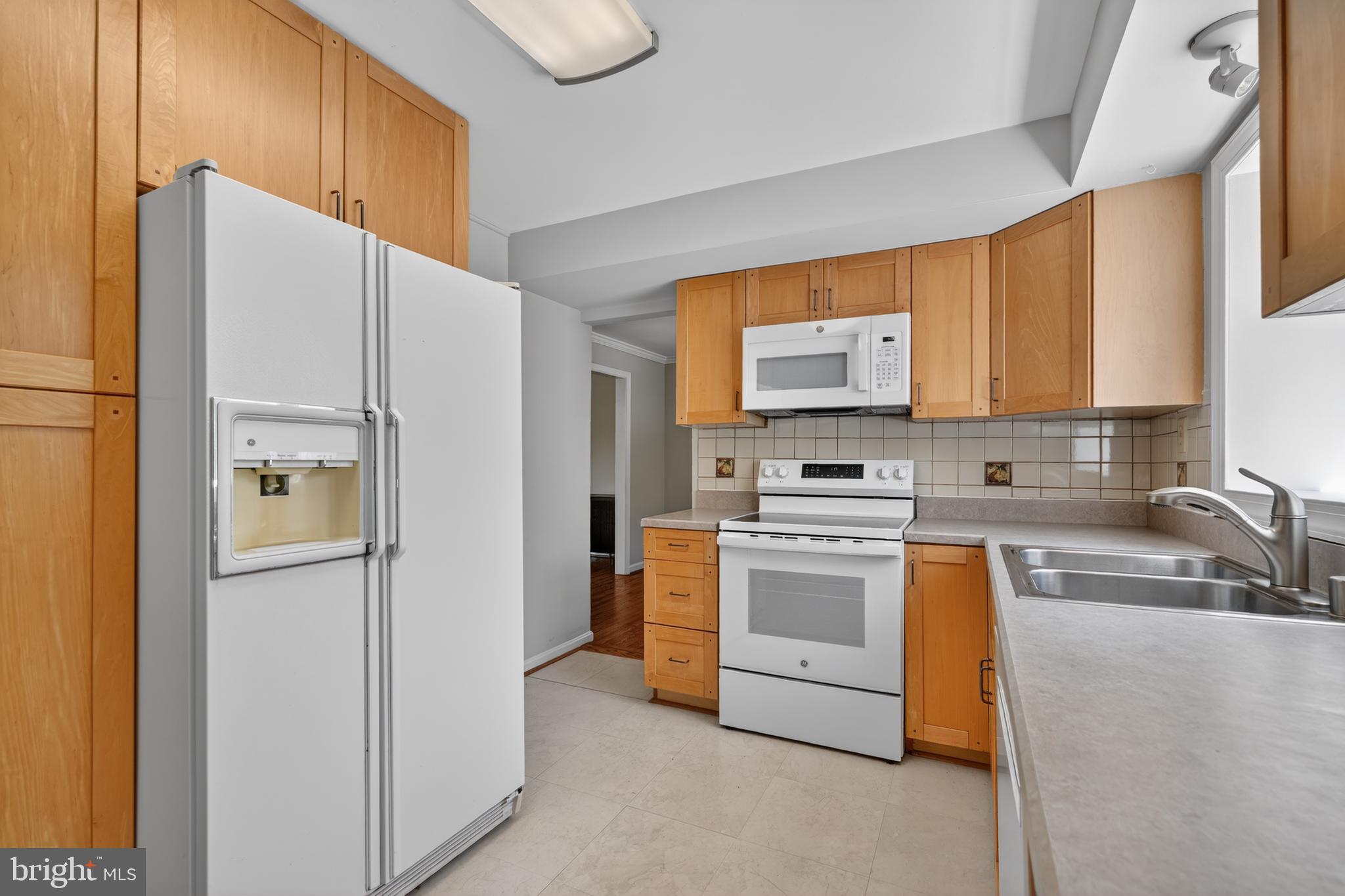 HUNTER ESTATES - Residential
