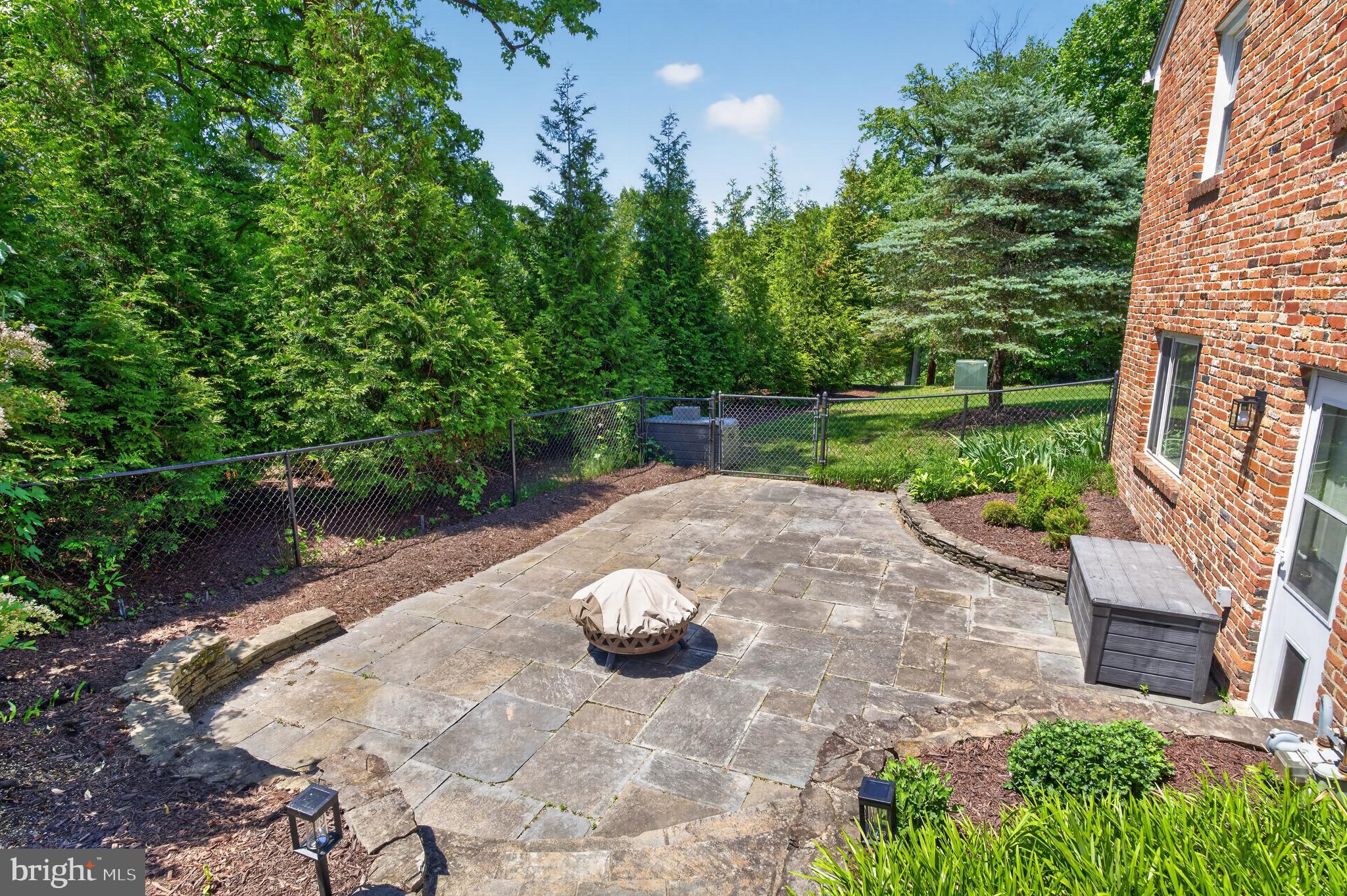 HUNTER ESTATES - Residential