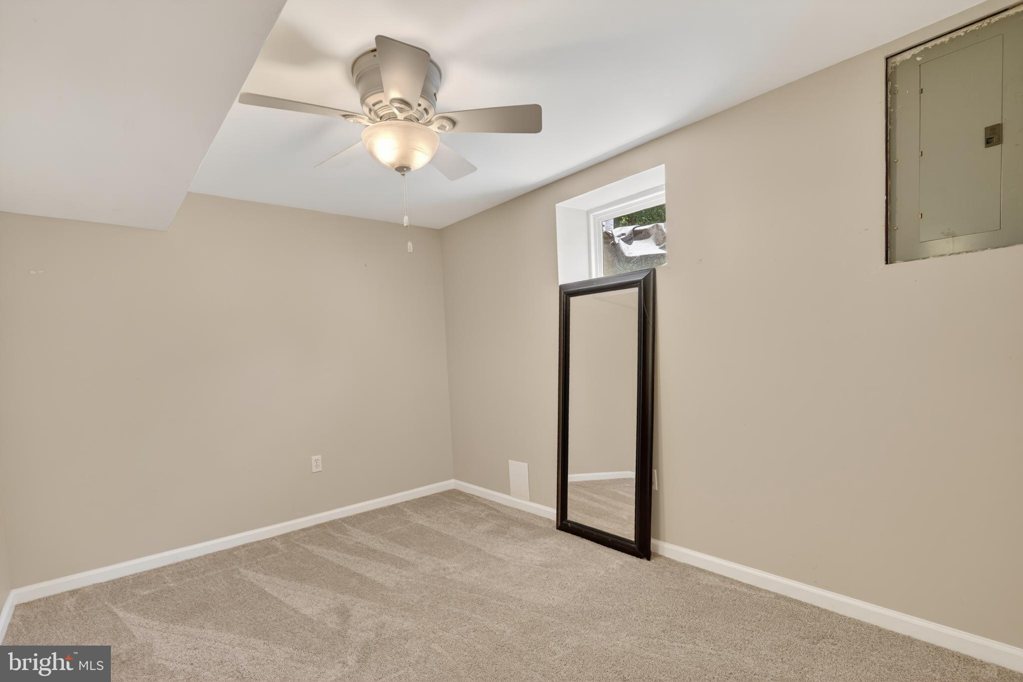 HUNTER ESTATES - Residential