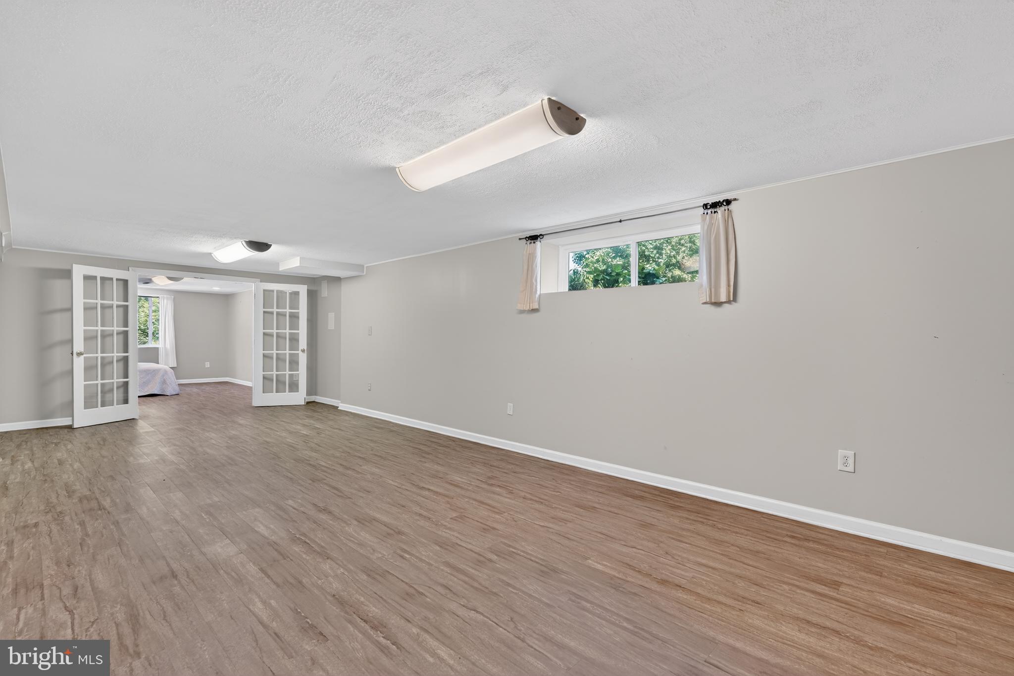 HUNTER ESTATES - Residential