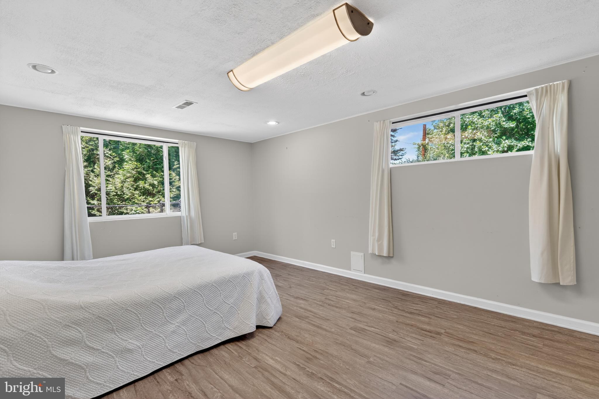 HUNTER ESTATES - Residential