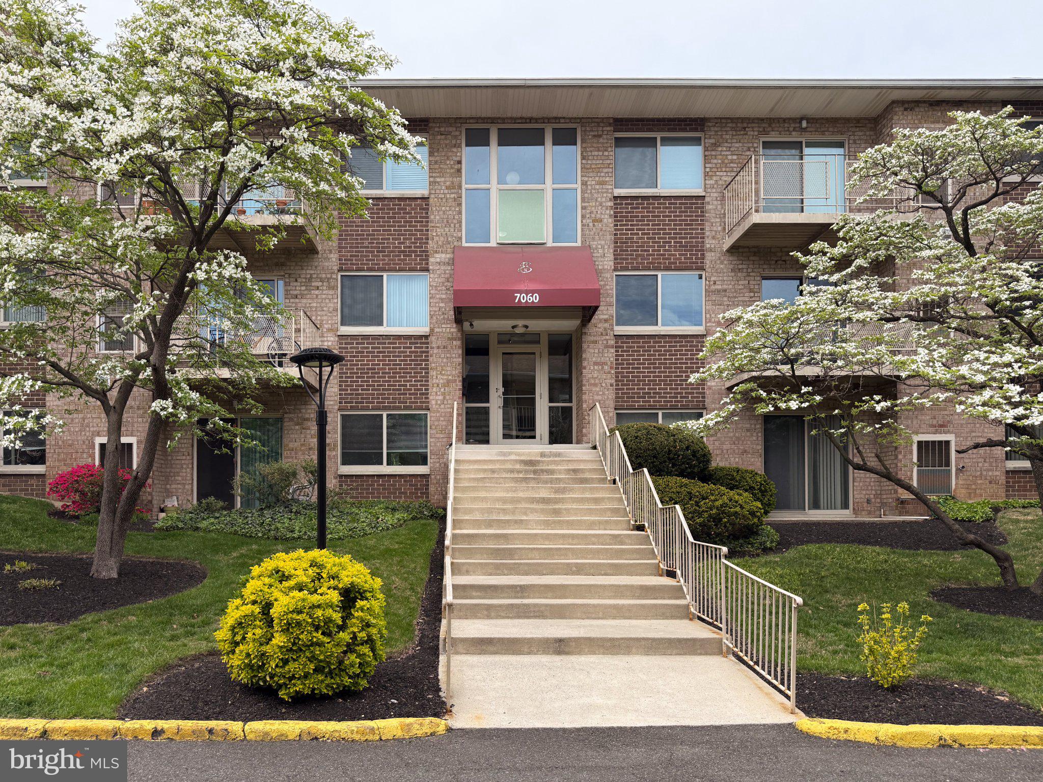 TAKOMA - Residential