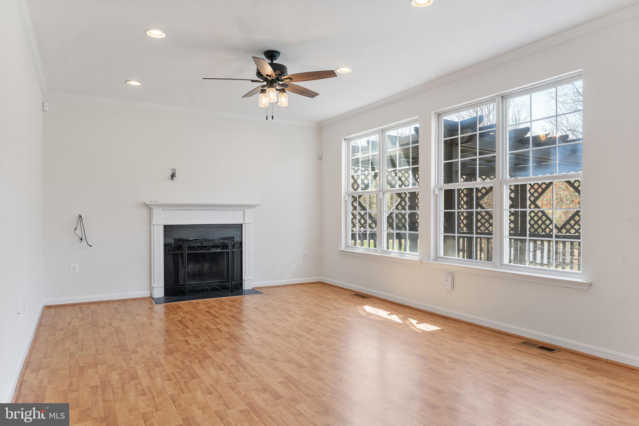 BERRY HILL MANOR - Residential