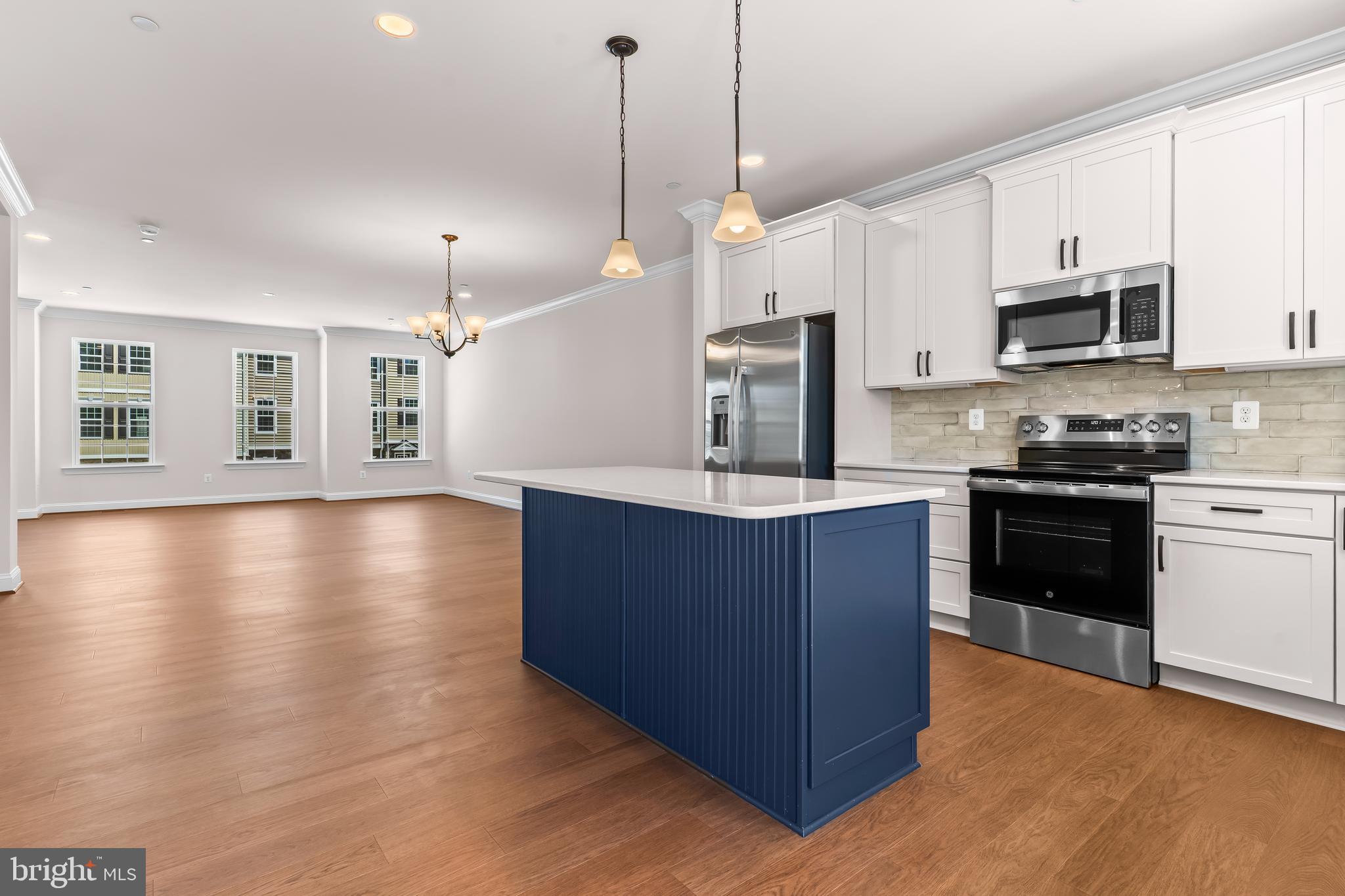 MEADOWS AT TOWN RUN II - Residential