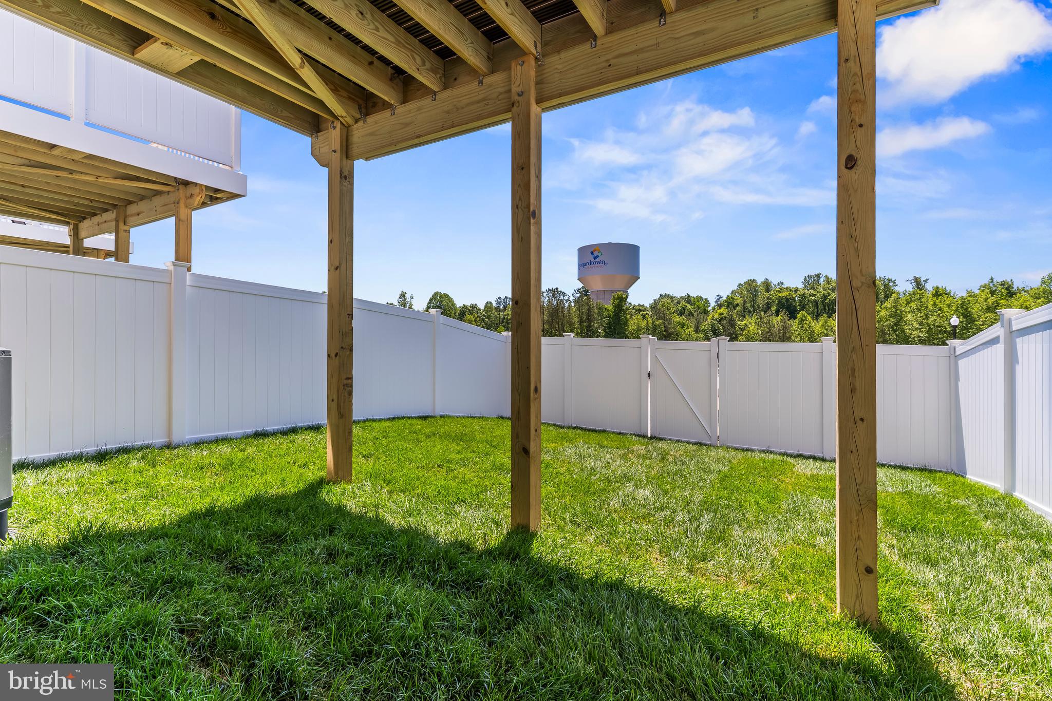 MEADOWS AT TOWN RUN II - Residential