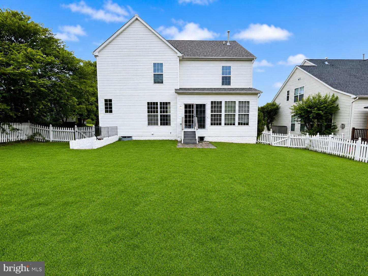 EDWARDS LANDING - Residential