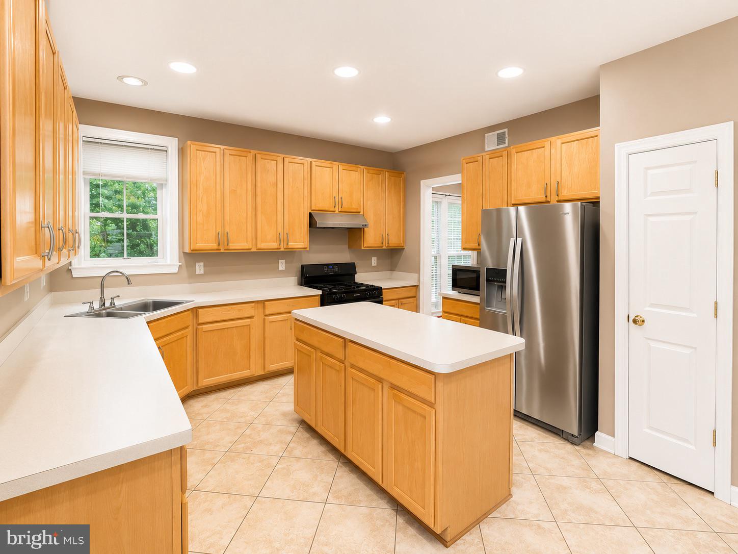 EDWARDS LANDING - Residential