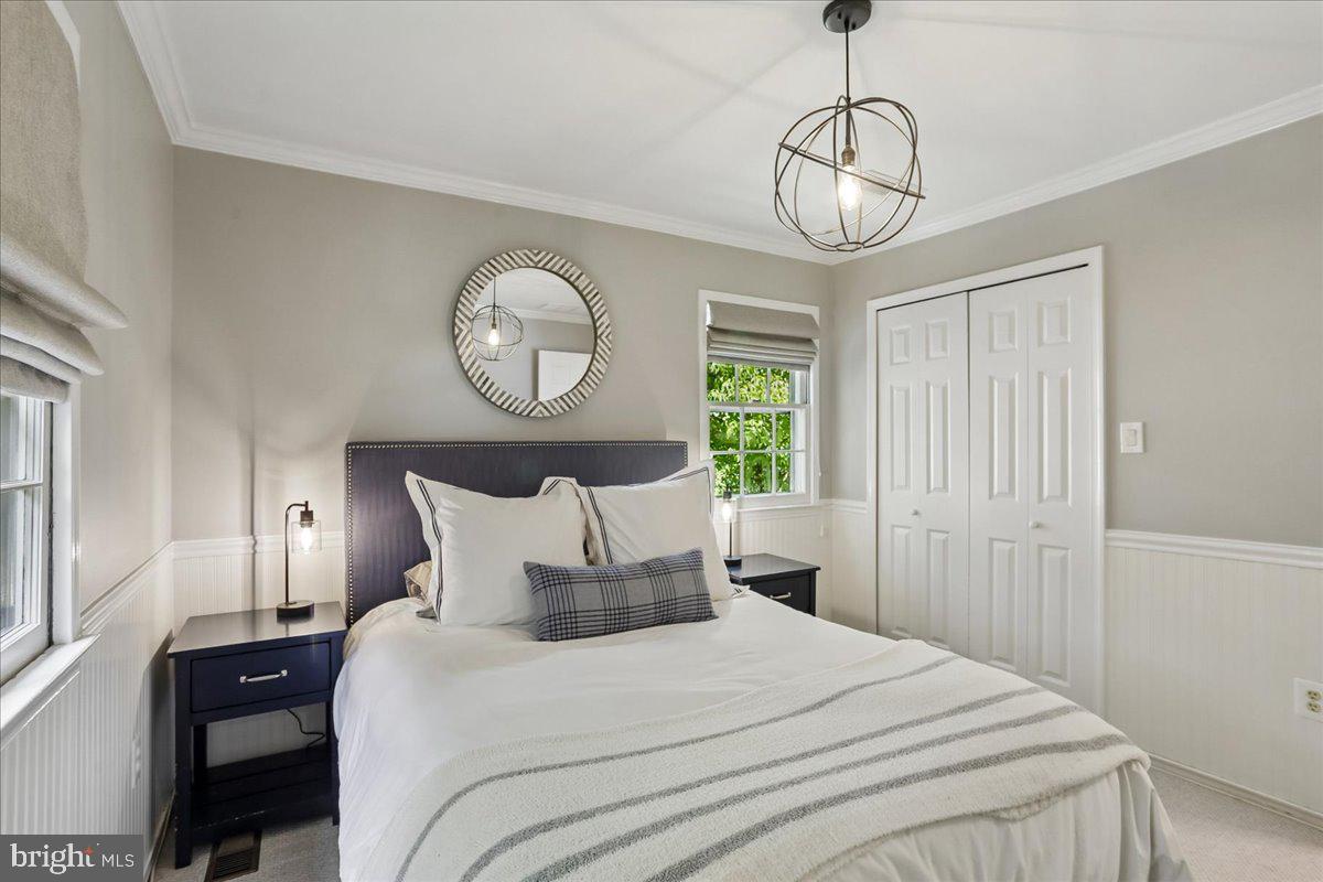 WILLOWBROOK - Residential