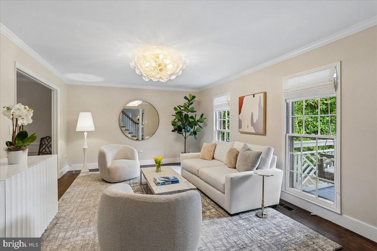 WILLOWBROOK - Residential