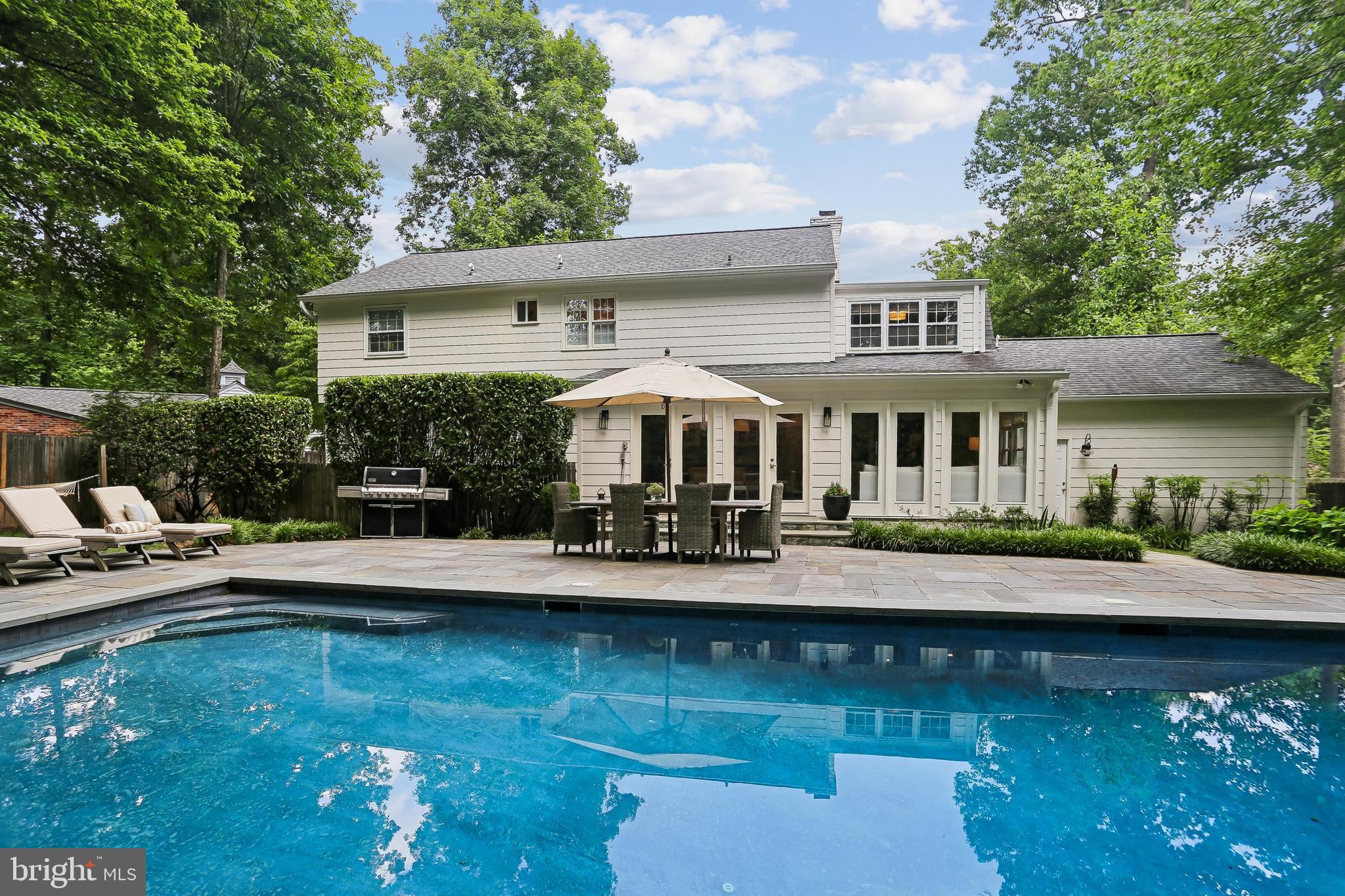 WILLOWBROOK - Residential