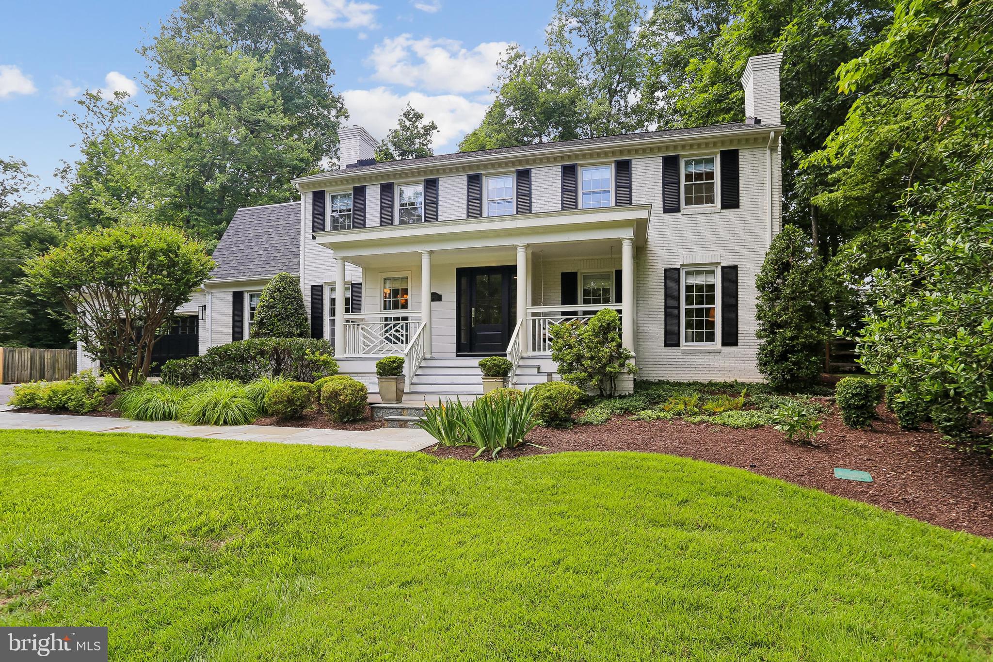WILLOWBROOK - Residential