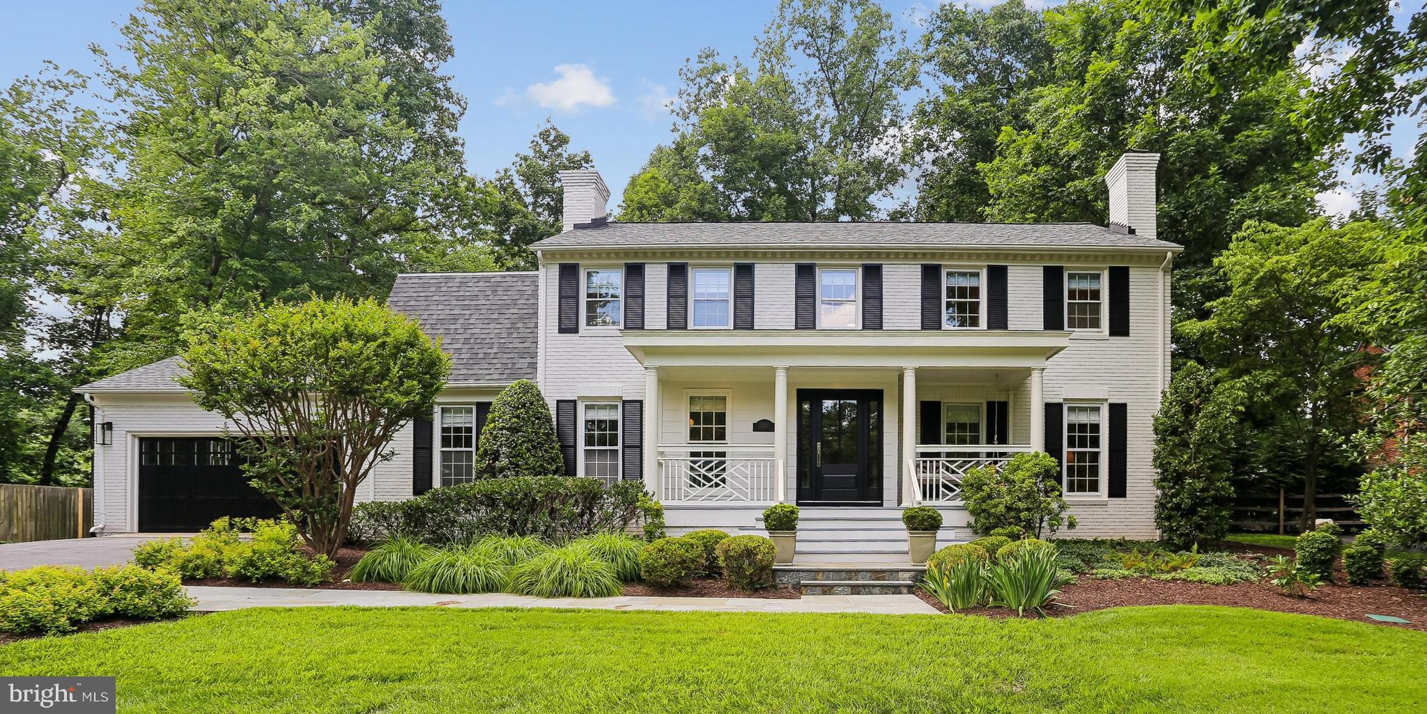 WILLOWBROOK - Residential