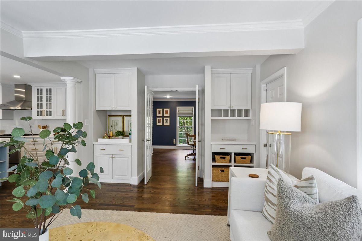 WILLOWBROOK - Residential