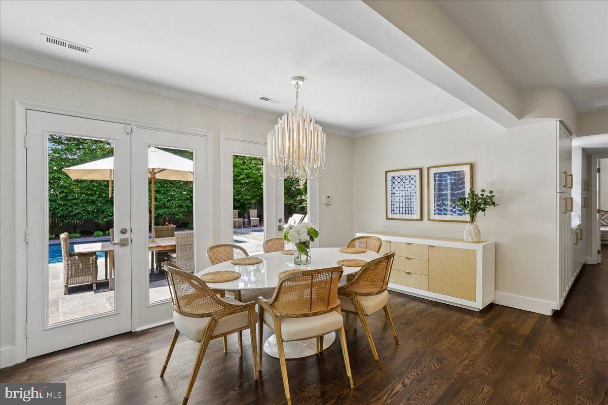 WILLOWBROOK - Residential
