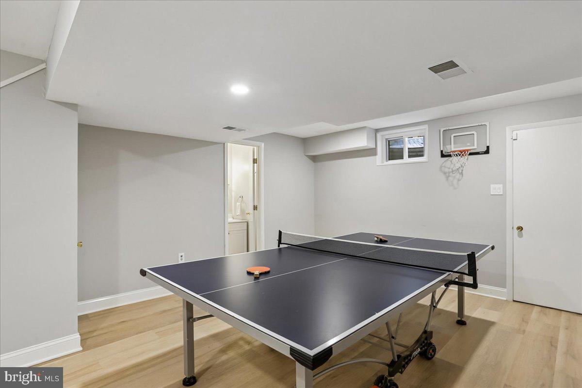 WILLOWBROOK - Residential