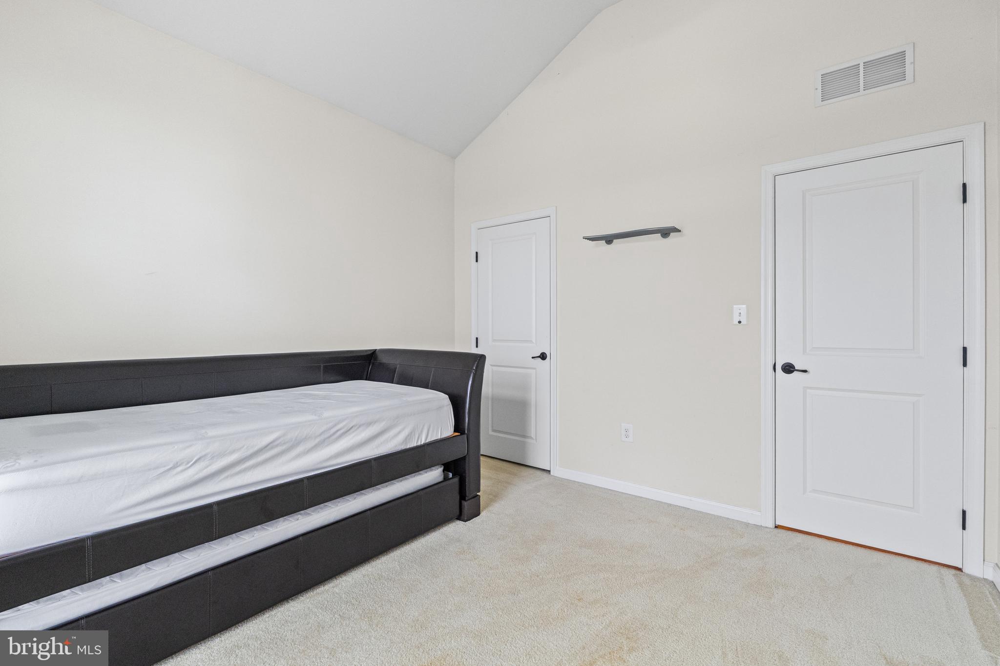 TYLER RUN - Residential