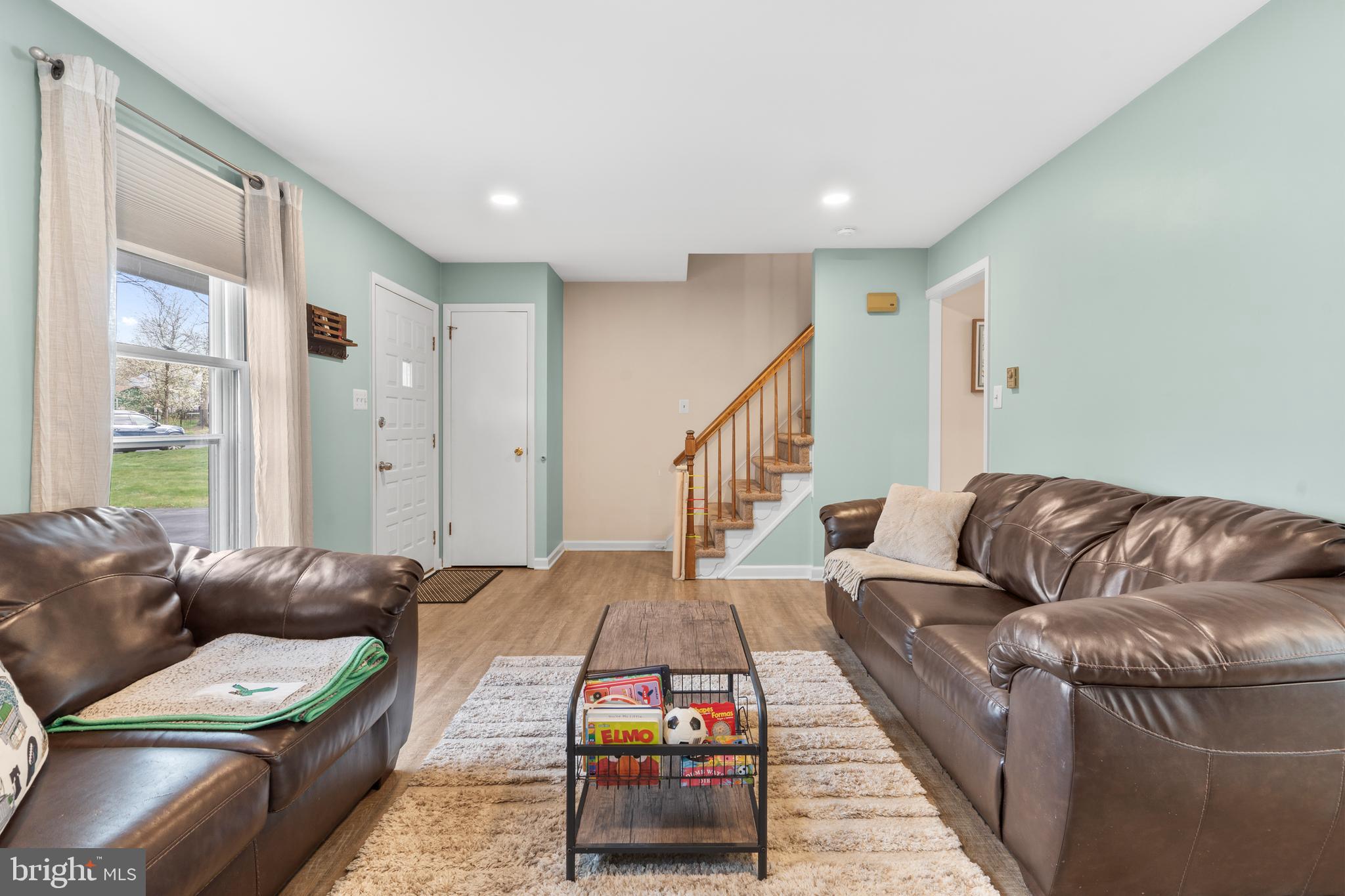 PLEASANT MDWS - Residential