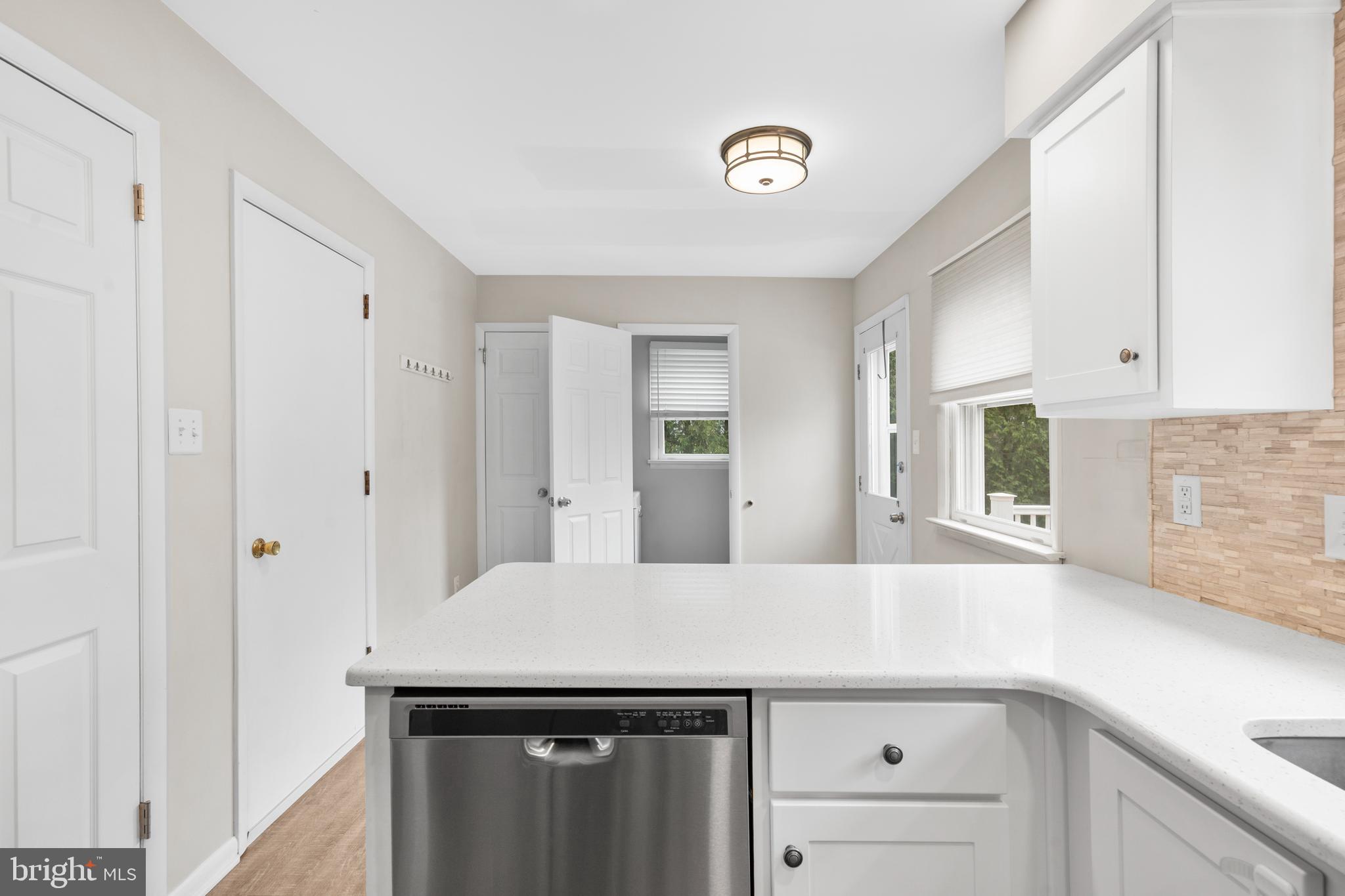 PLEASANT MDWS - Residential
