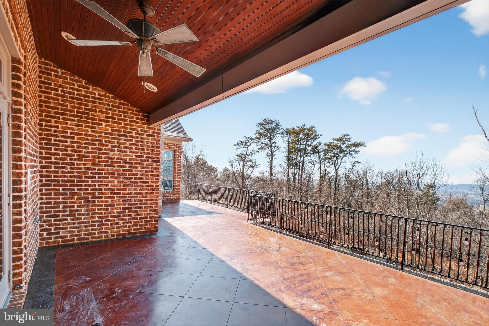 BRADDOCK HEIGHTS - Residential