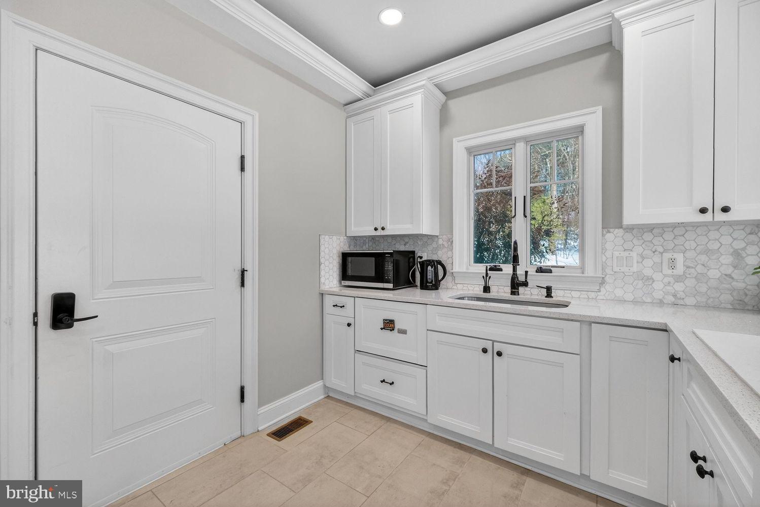 BRADDOCK HEIGHTS - Residential