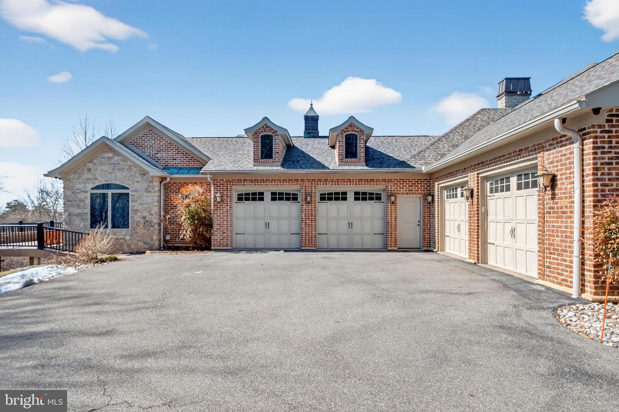 BRADDOCK HEIGHTS - Residential