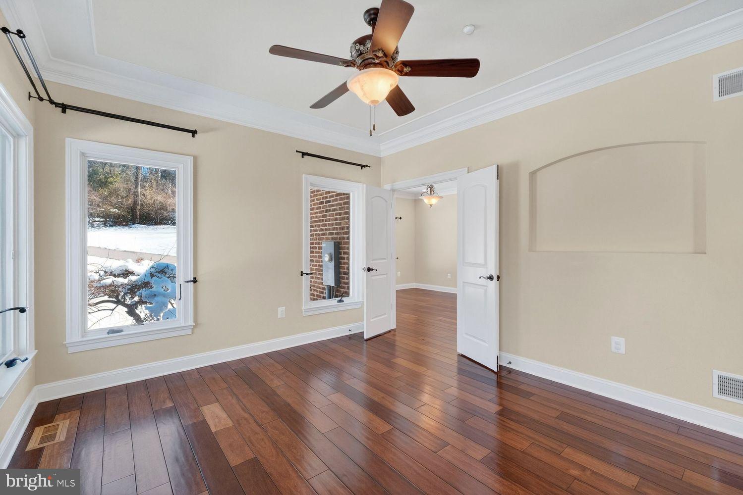 BRADDOCK HEIGHTS - Residential