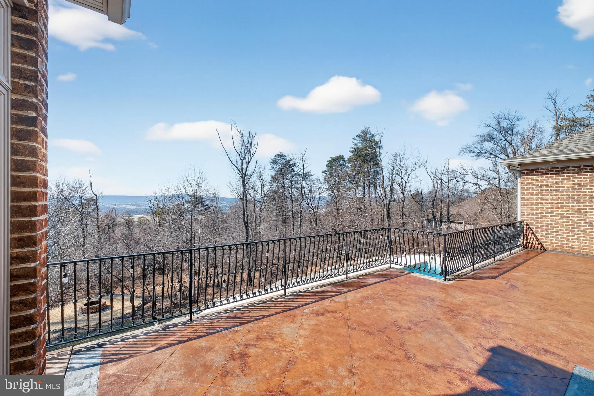 BRADDOCK HEIGHTS - Residential