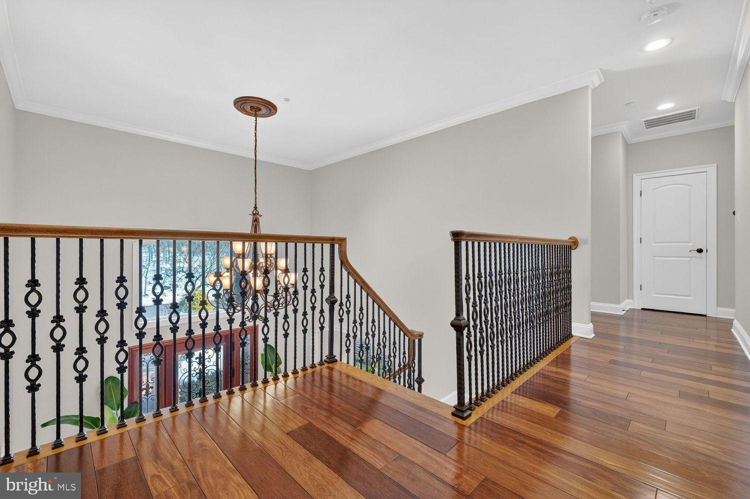 BRADDOCK HEIGHTS - Residential