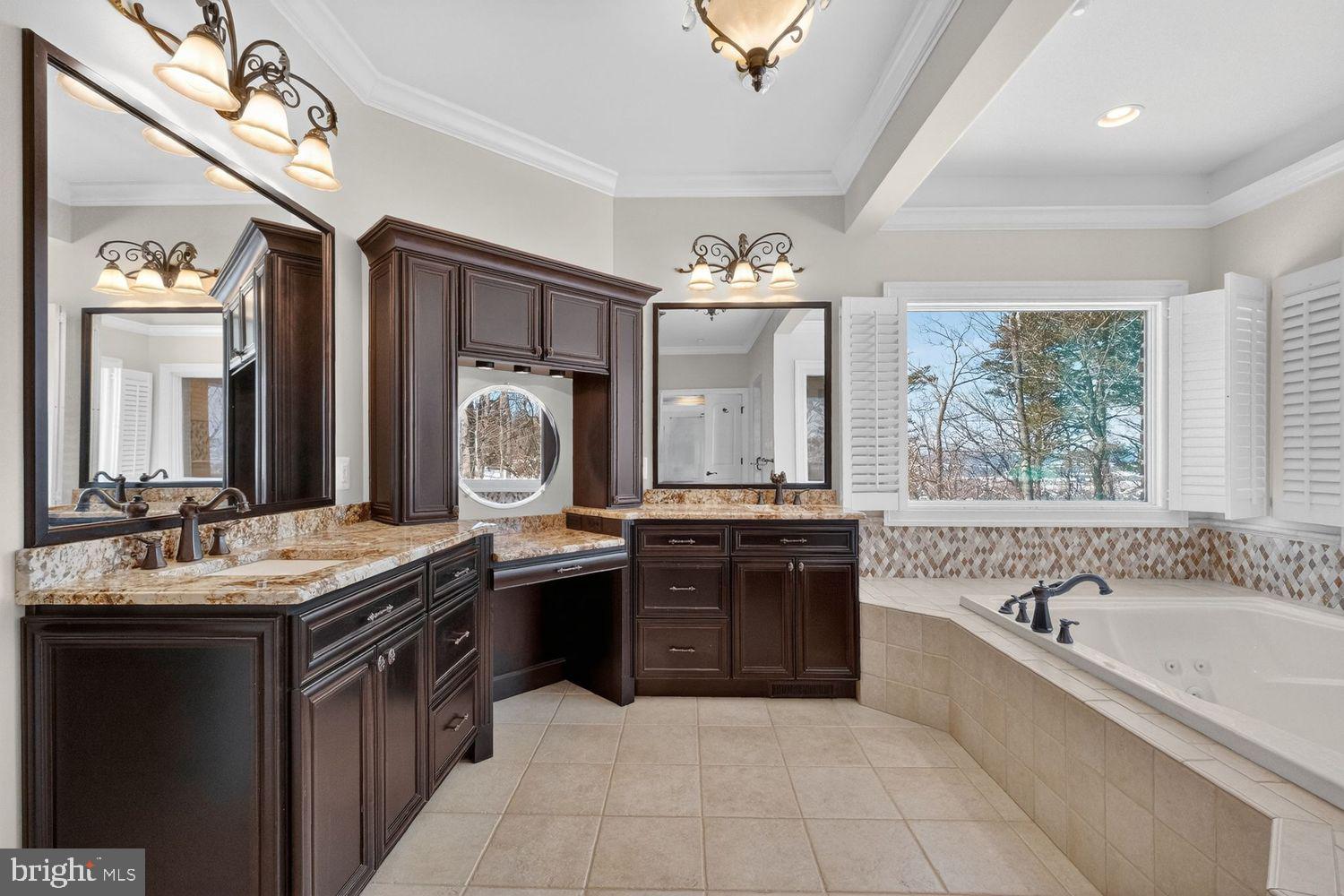 BRADDOCK HEIGHTS - Residential
