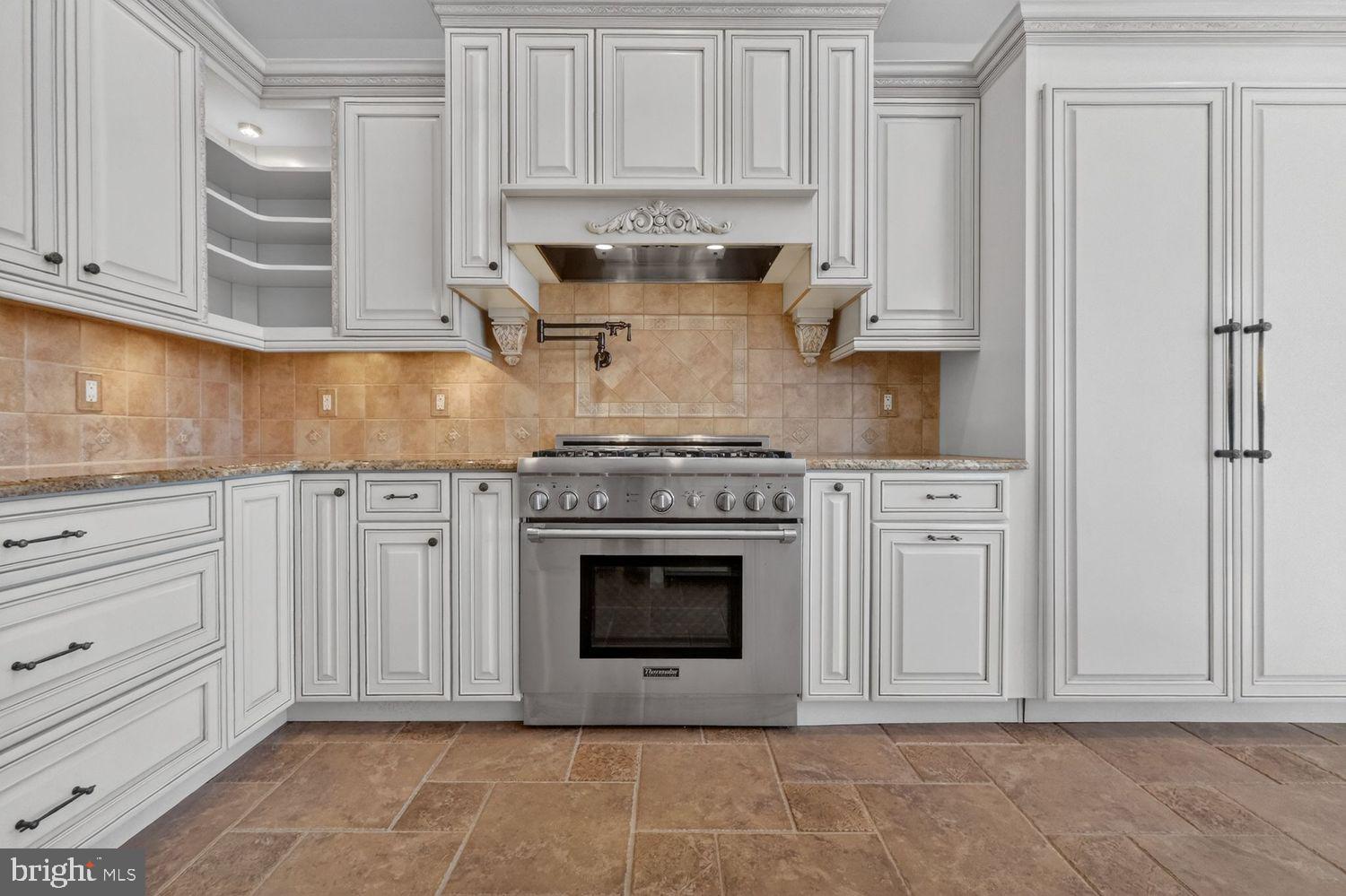 BRADDOCK HEIGHTS - Residential