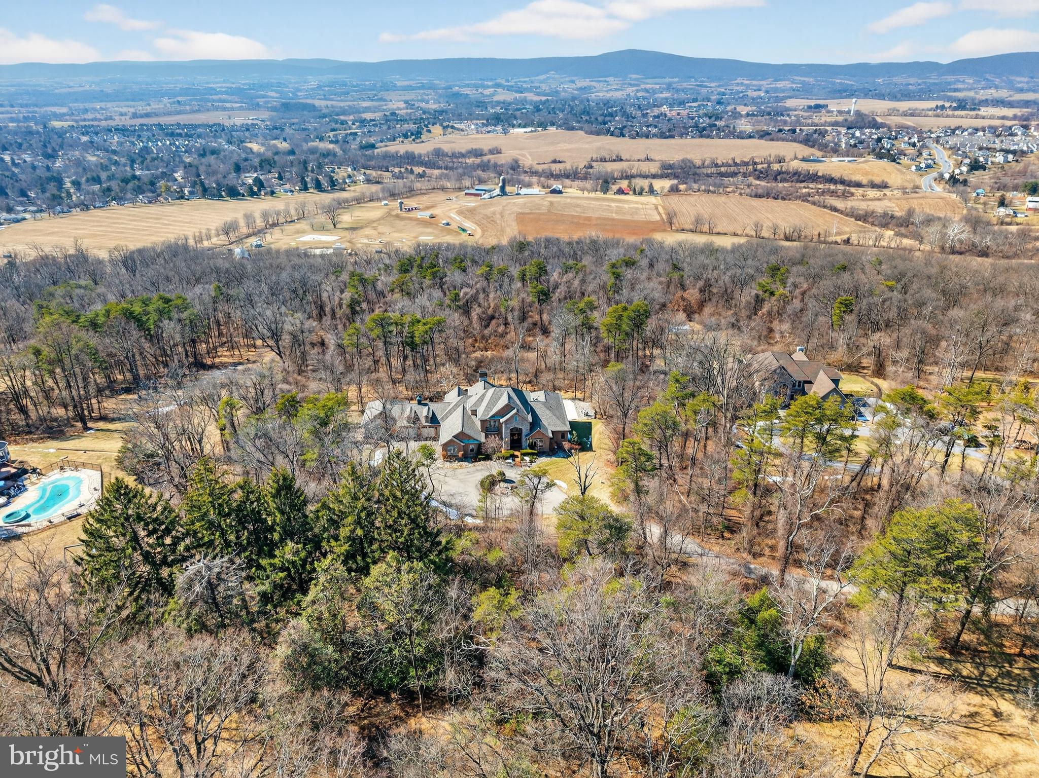 BRADDOCK HEIGHTS - Residential