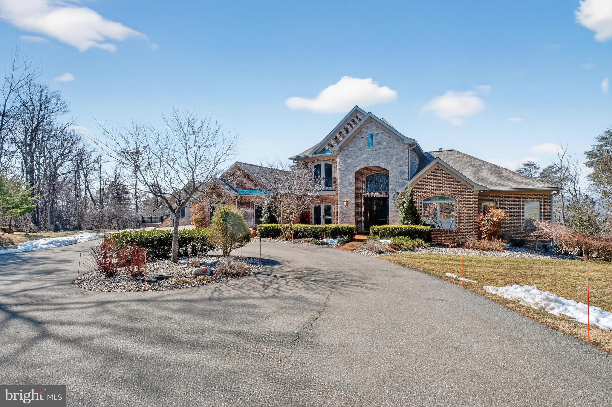 BRADDOCK HEIGHTS - Residential