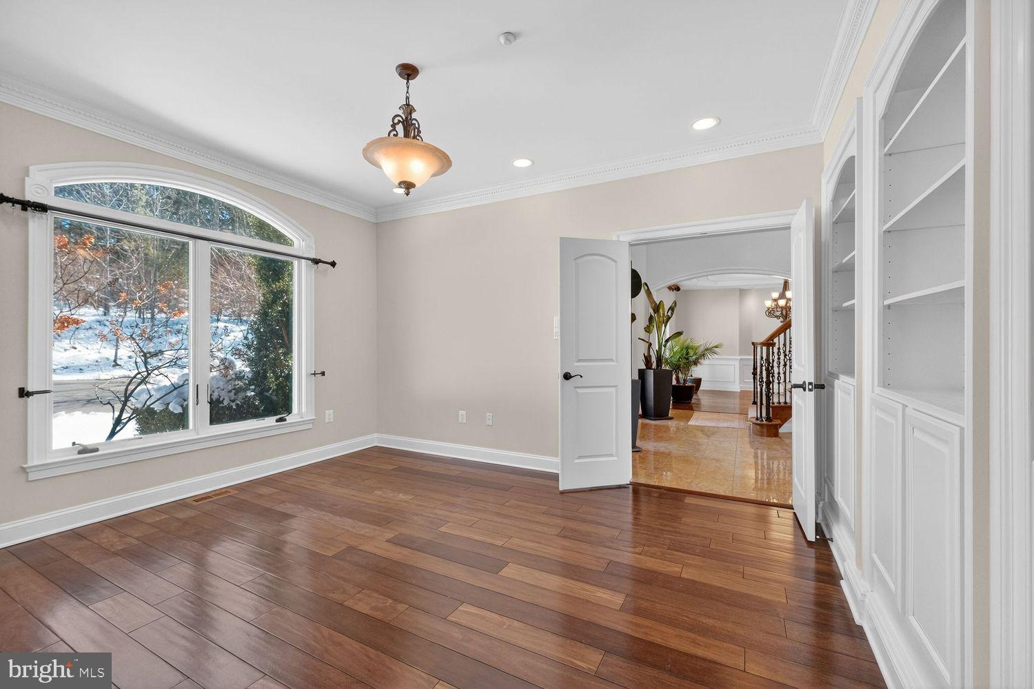 BRADDOCK HEIGHTS - Residential