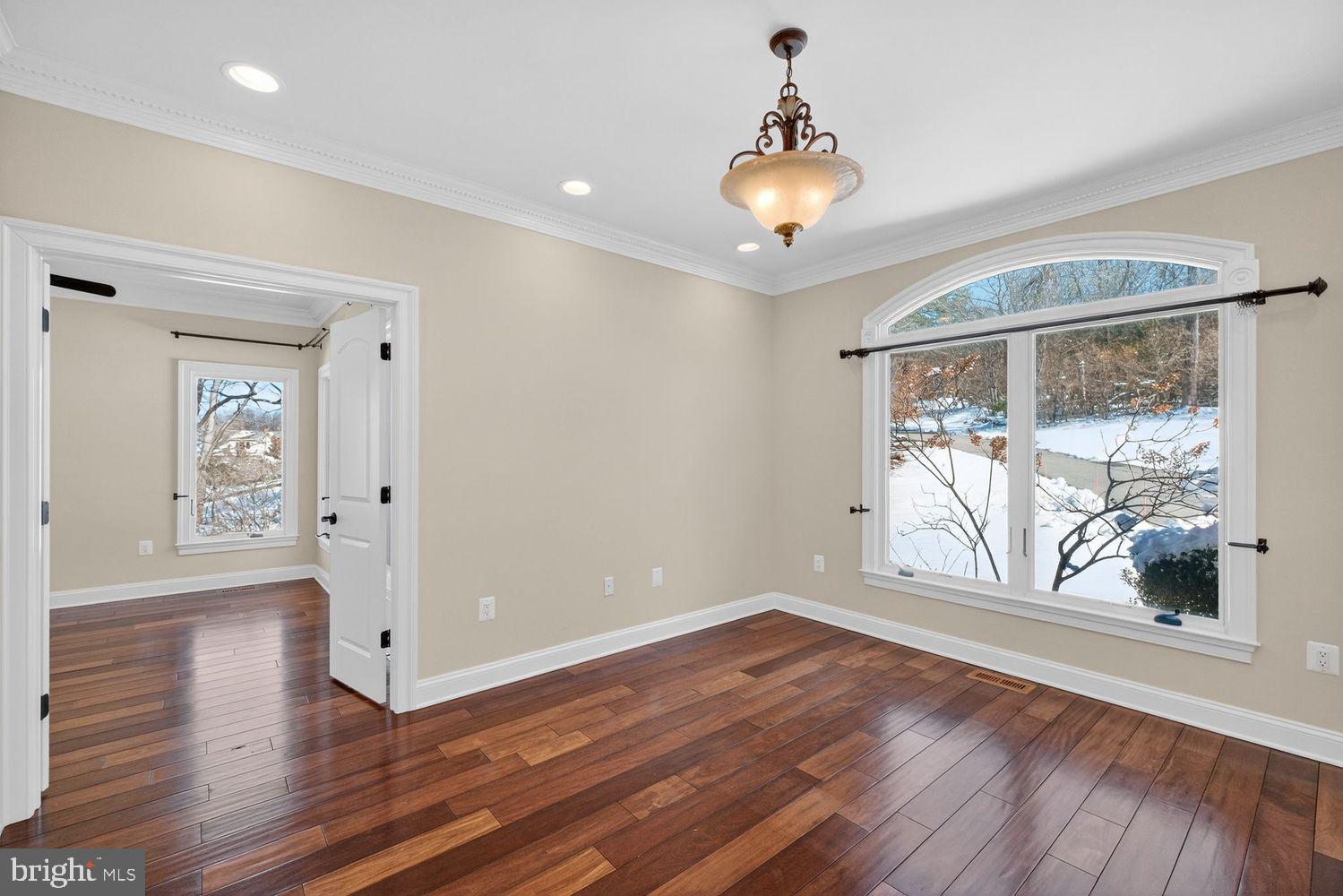 BRADDOCK HEIGHTS - Residential