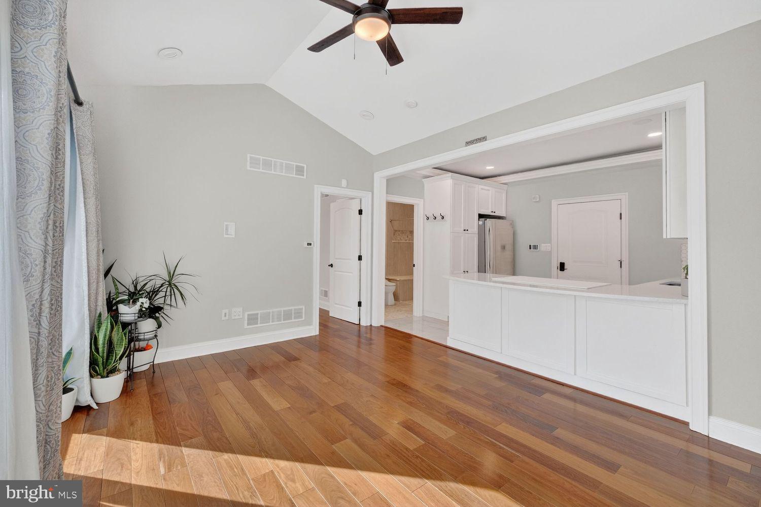 BRADDOCK HEIGHTS - Residential