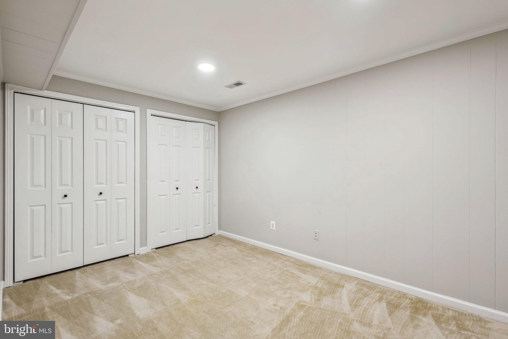 STAFFORD LAKES VILLAGE - Residential