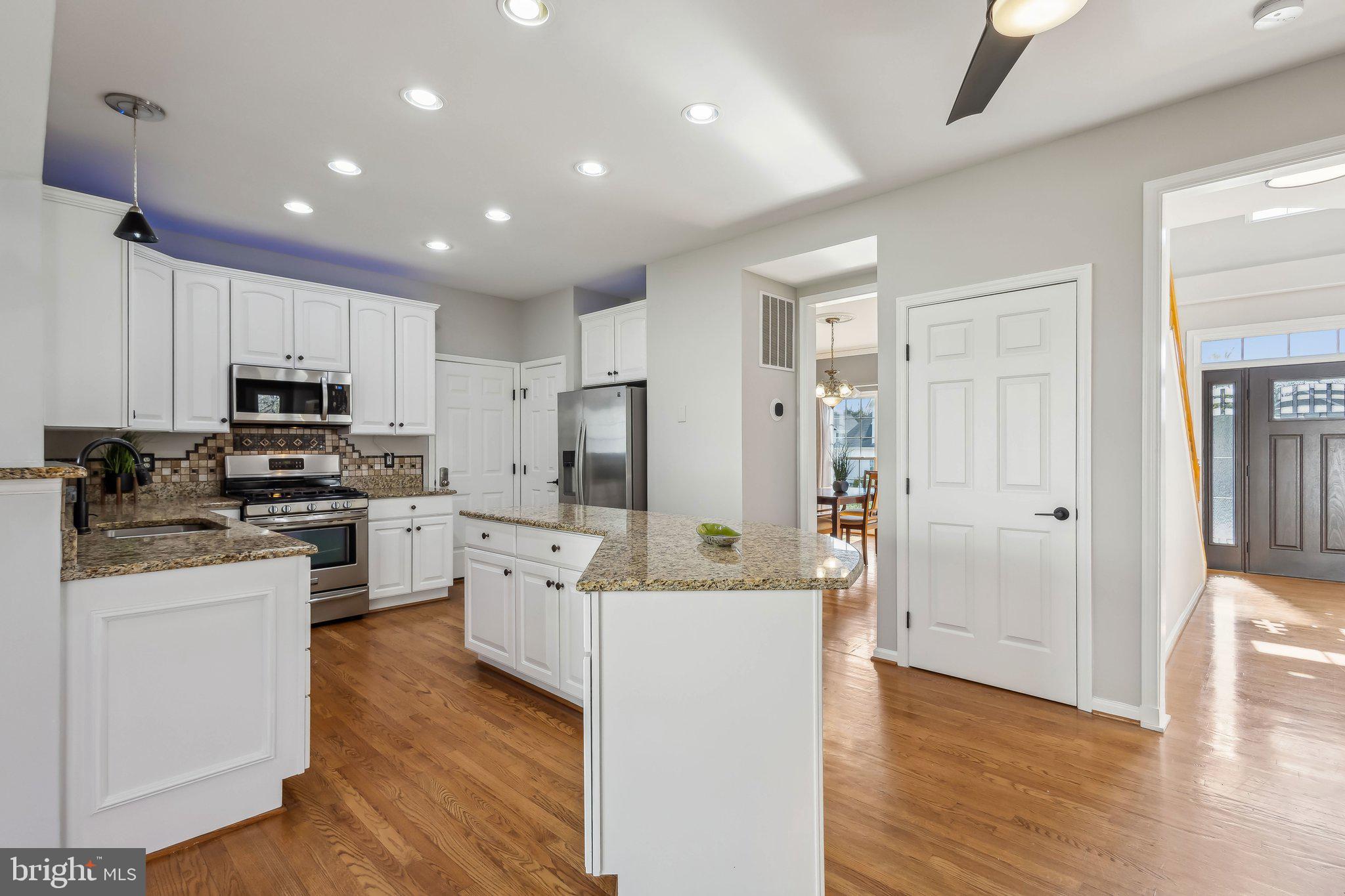 STAFFORD LAKES VILLAGE - Residential