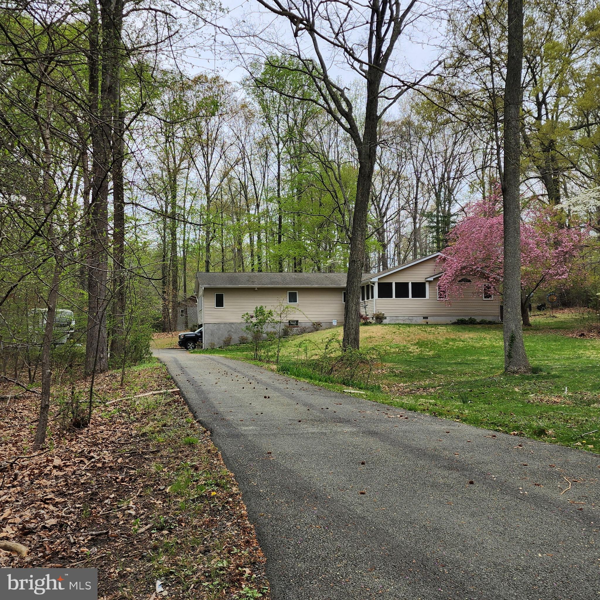 WOODLAND ACRES - Residential