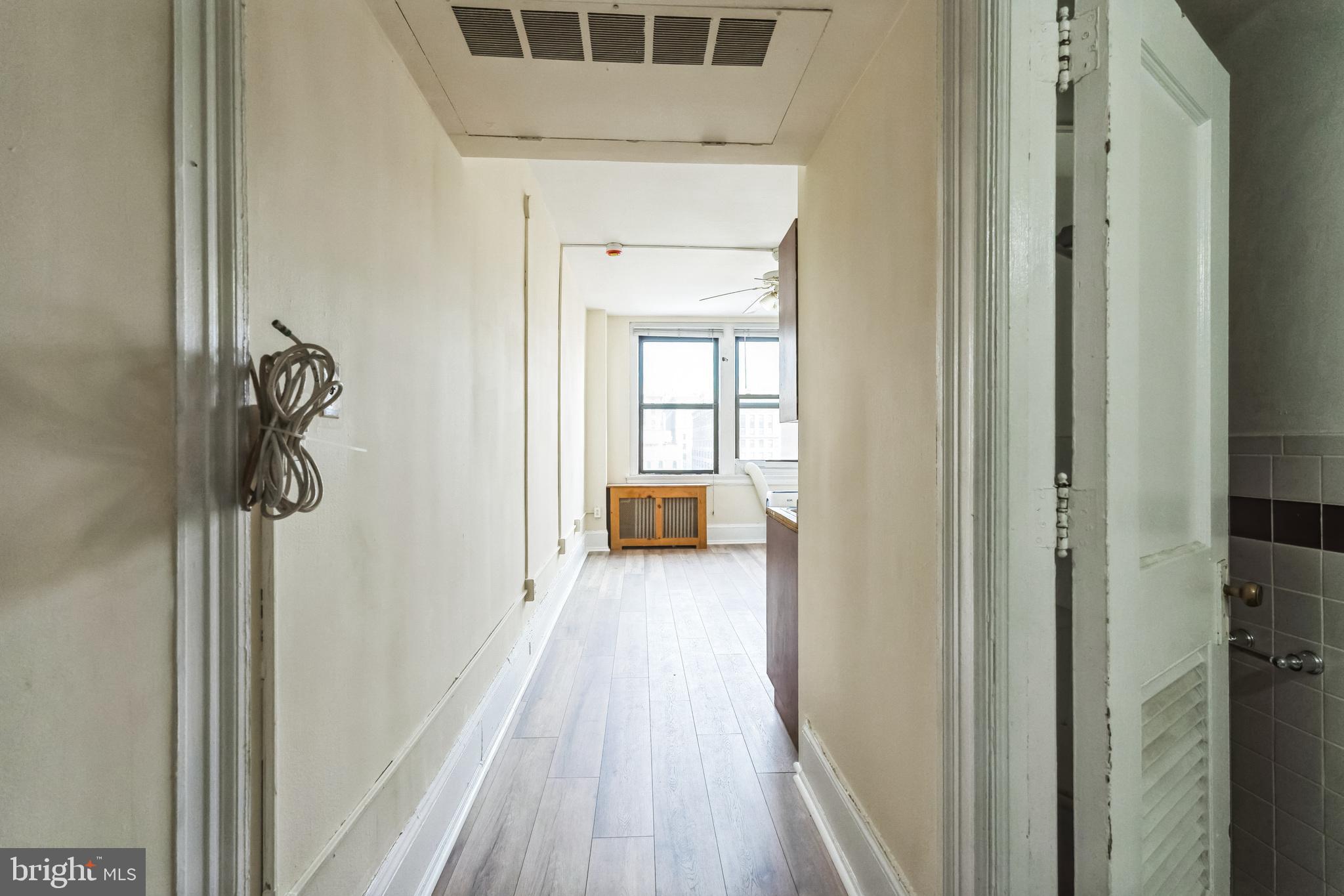 AVENUE OF THE ARTS - Residential Lease