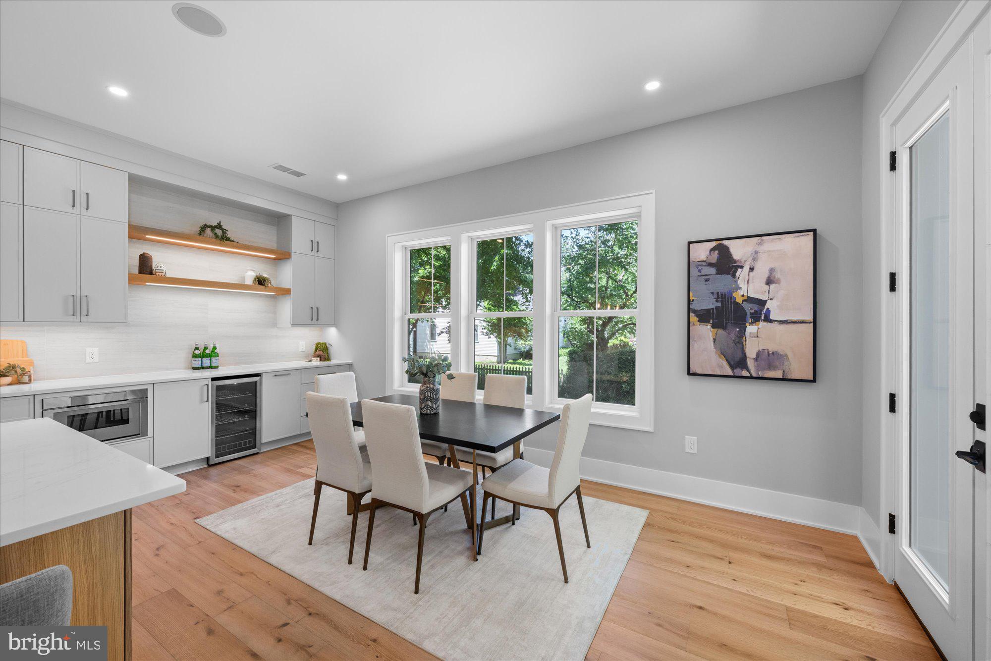 ADDISON HEIGHTS - Residential
