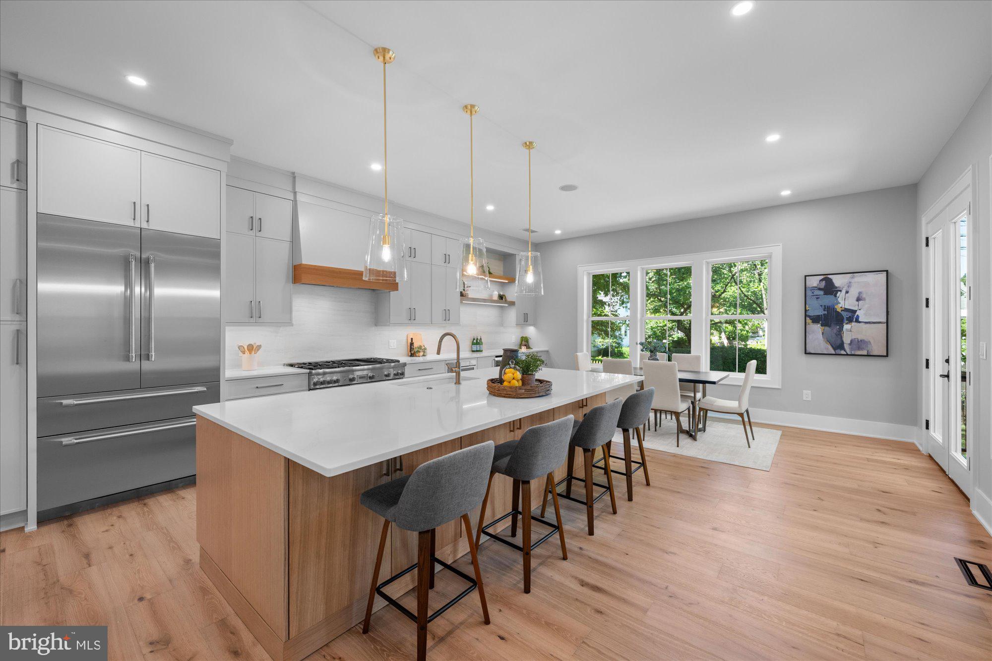ADDISON HEIGHTS - Residential